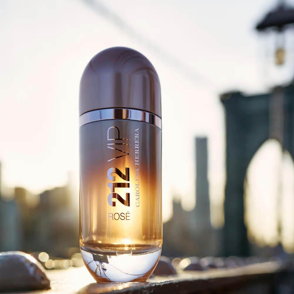 Carolina Herrera 212 Vip Rosé Edp 125 Ml Para Mujer - Imagen 7