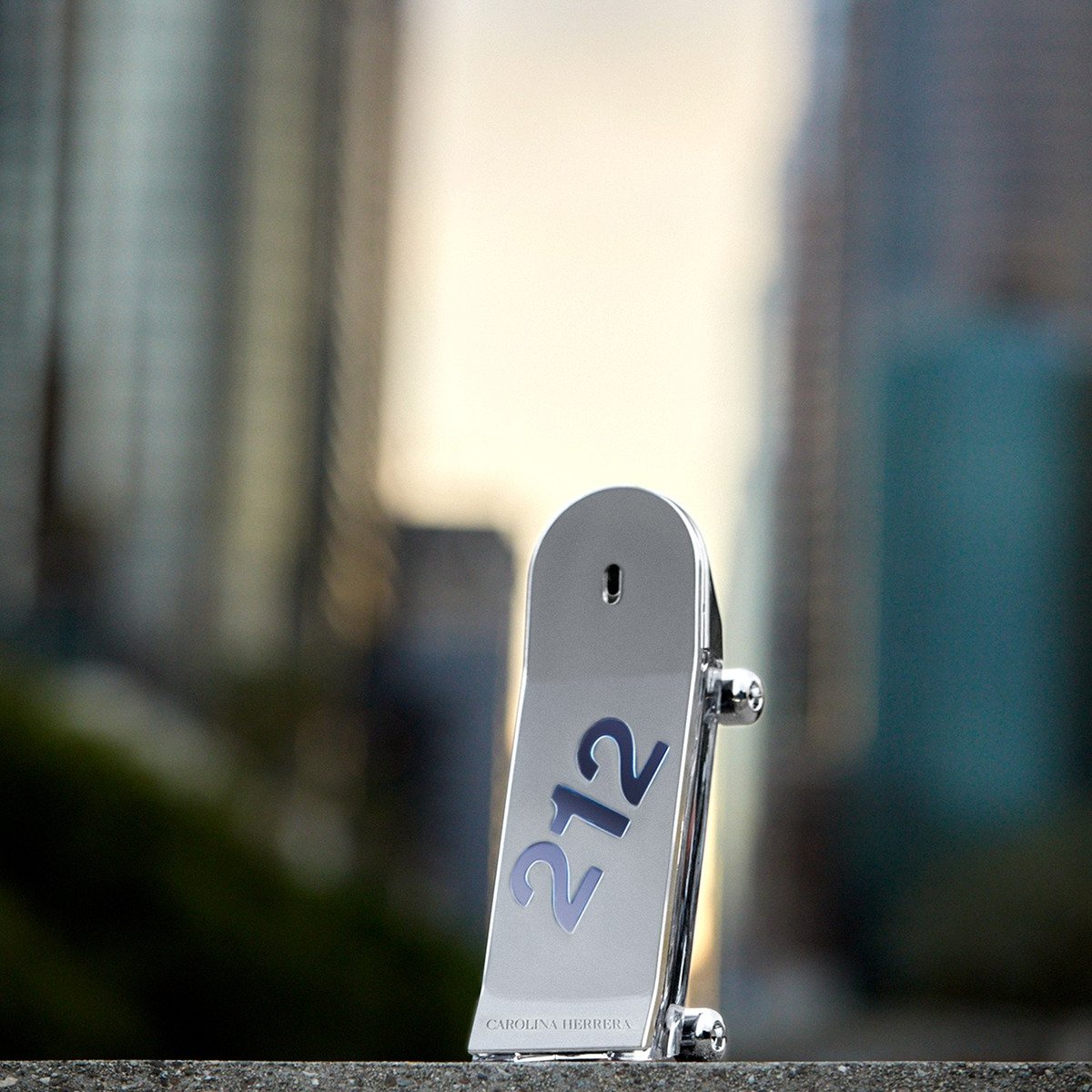 212 Heroes Men Edt 90 Ml 212 Heroes Edt 90ml Para Hombre - Imagen 10