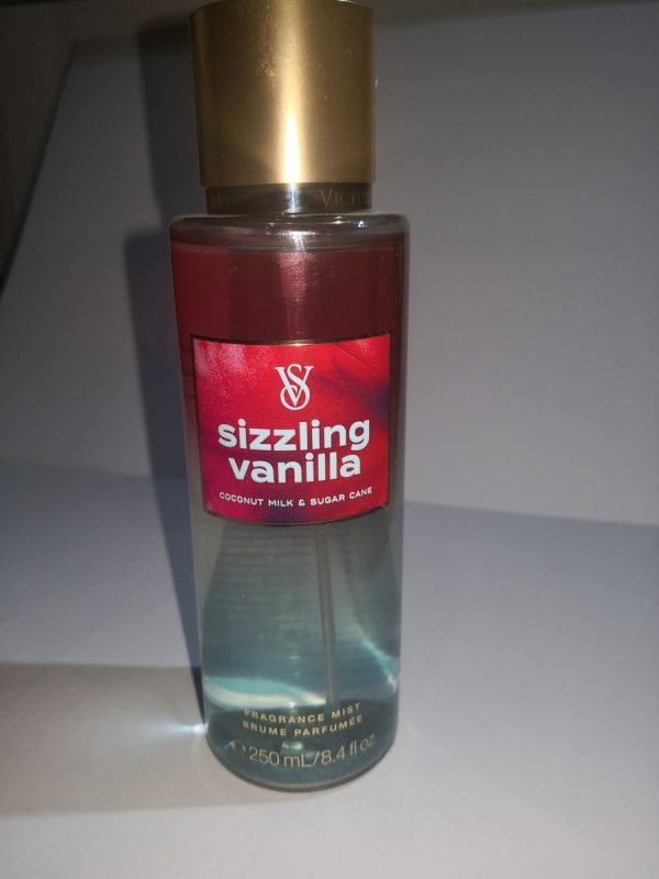 Body Mist Sizzliing Vainilla Victoria's Secret Volumen De La Unidad 8.4 Fl Oz - Imagen 2